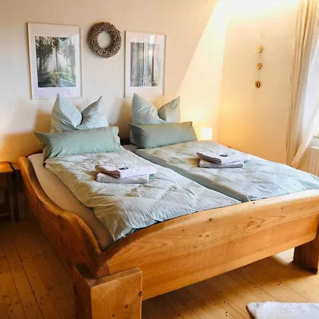 Waldapart Apartment *